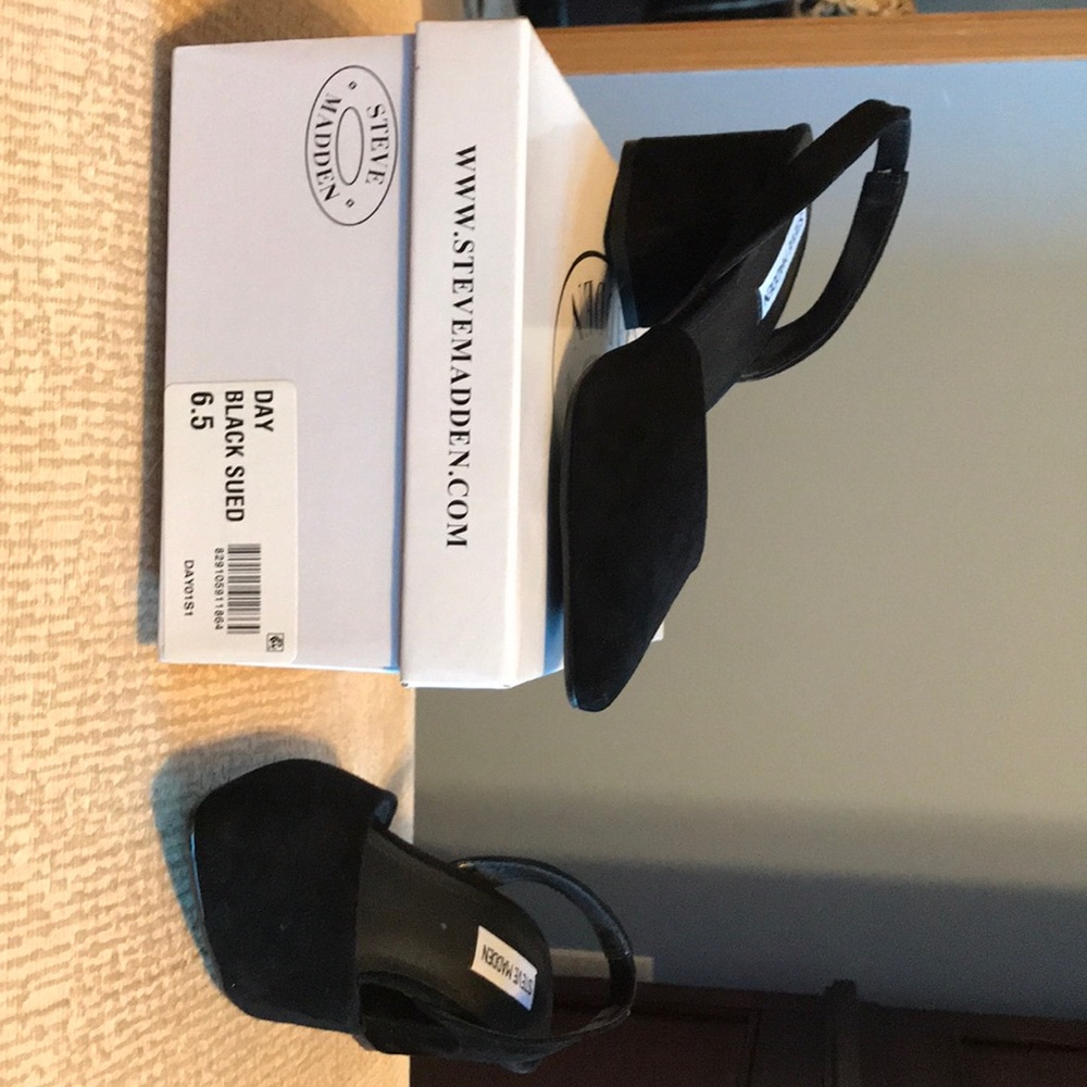 Steve Madden Sling Back Block Heels